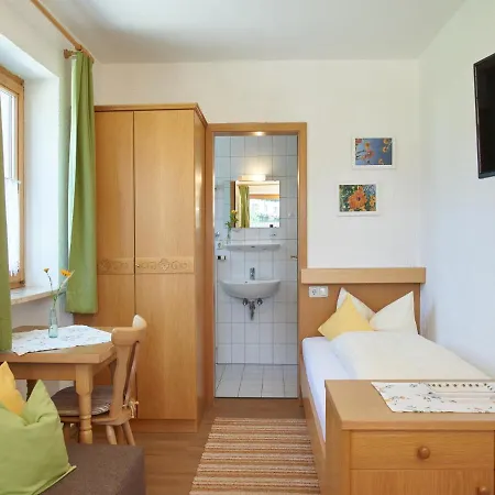 Beim Dobler Höslwang